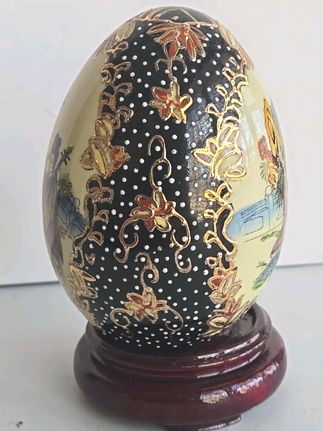 VTG Hand-Painted Oriental Porcelain Egg 4.5″ Mythological Design + Stand