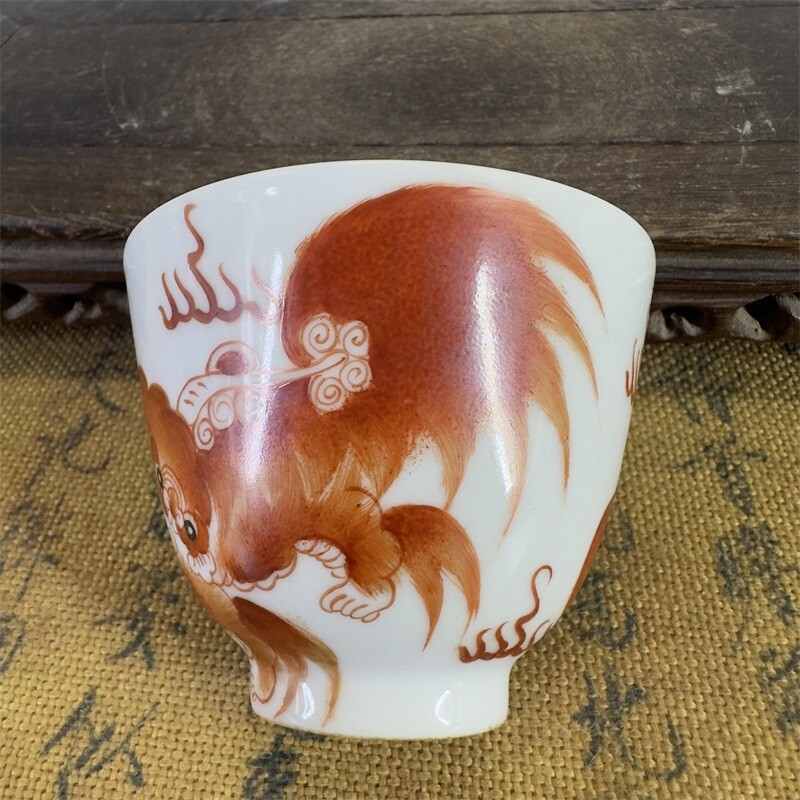 3″ Chinese Qing Porcelain Alum Red Animal Foo Fu Dog Lion Cup