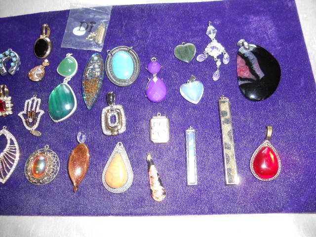 30 pcs better charms Pendants Crafts Jewelry lot small medium large sparkle