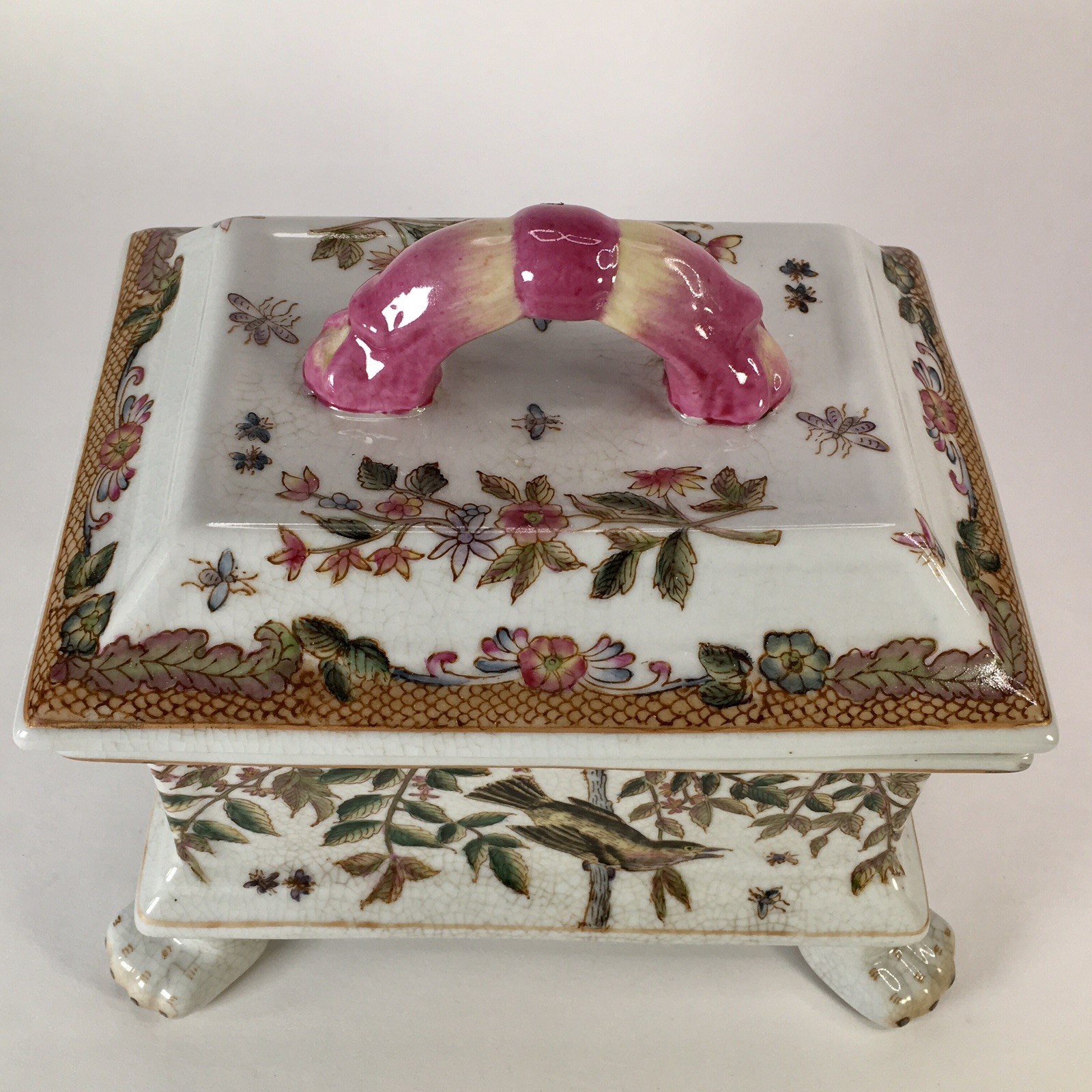 Vintage Hua Ping Tang Zhi Porcelain Chinese Bird Trinket Box Hand Painted
