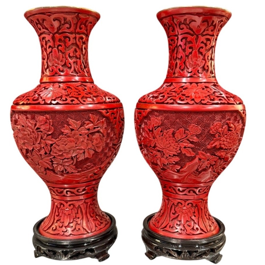 Pair of Vintage Chinese Cinnabar Lacquer Vases Beijing Forbidden City 9″ Peony