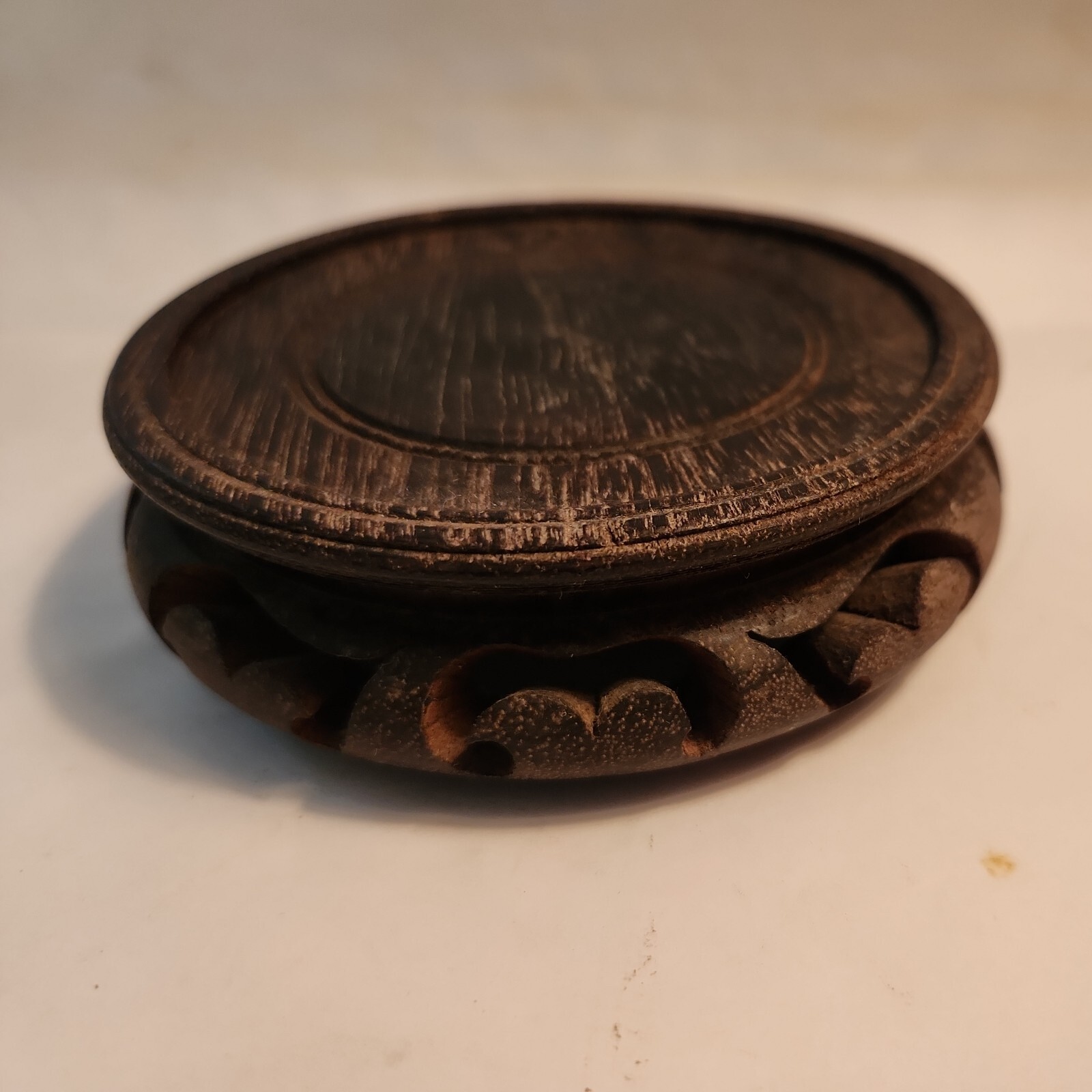 CHINESE ASIAN TEAK WOOD COLOR ROUND PLANT VASE STAND 4.5″, 3.75″ INSET 3TAB M-4