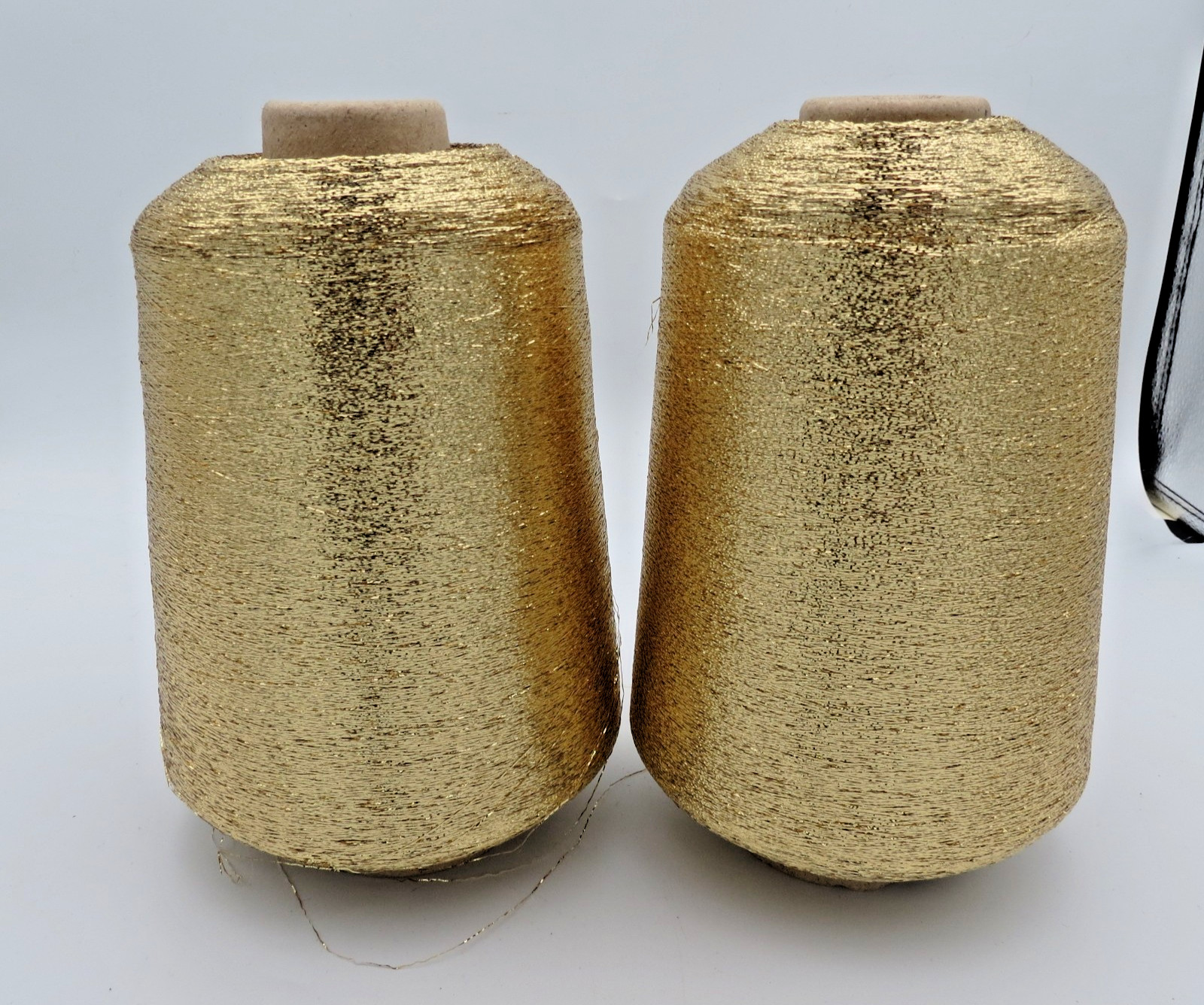 Lurex Branded Satin Gold Metallic Weaving Lot of 2 1/69″ 557grs