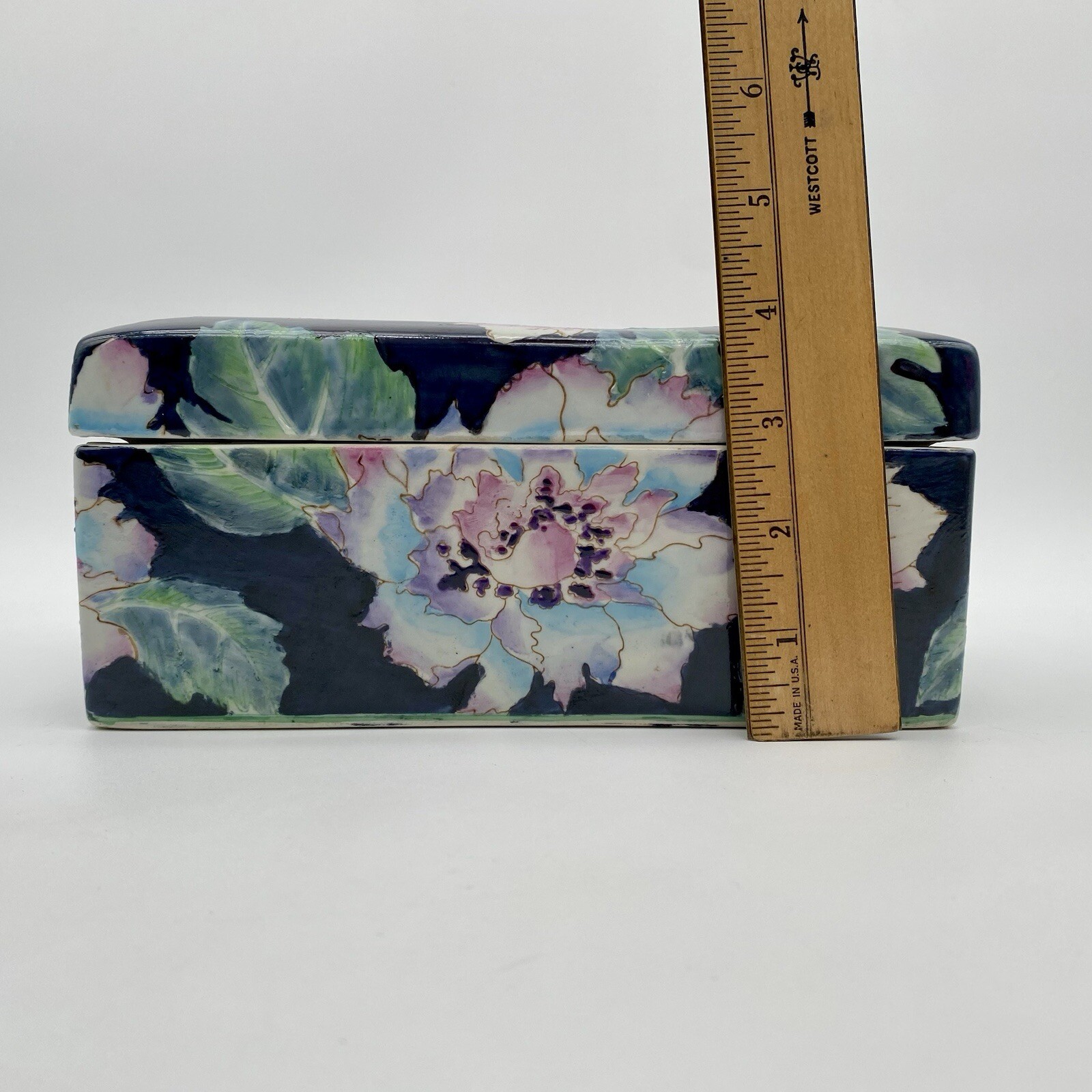 Vintage Ceramic Toyo HFP Macau Hand Painted Flowers Trinket Storage Box