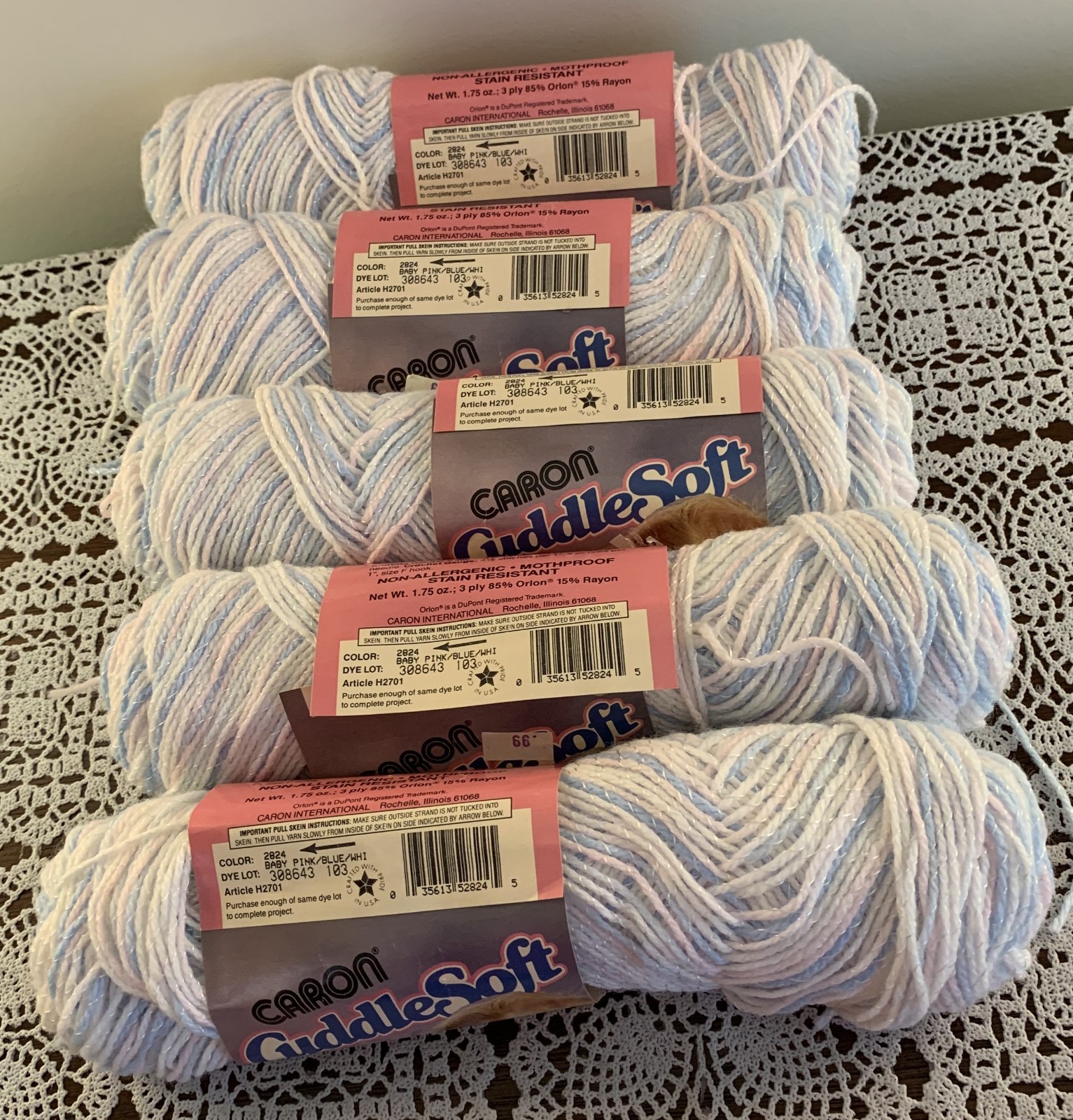 Caron Cuddle Soft Yarn Five 1.75 Oz Skeins Baby Pink Blue White #2824 Brand New
