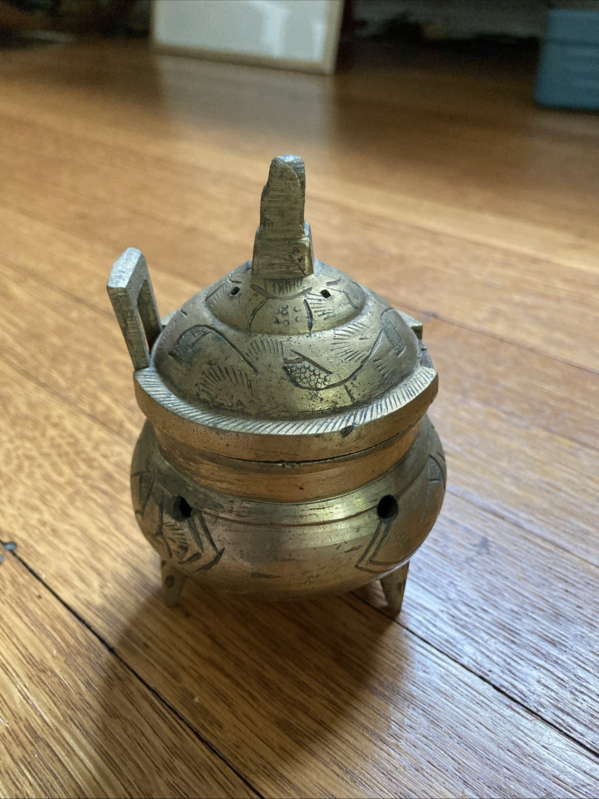Vintage Brass Footed Incense Burner Holder Tri-foot. Missing One Handle