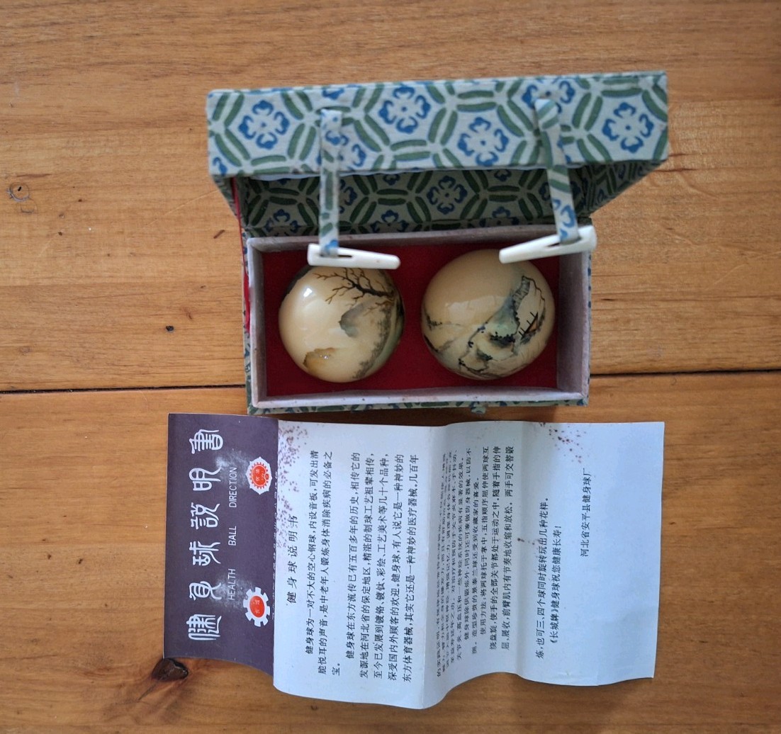 VintageChinese Health Balls W/the original box,directions in English,and Chinese