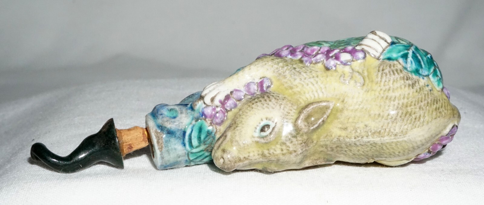 Antique Chinese Porcelain Snuff Bottle w. Rat on Gourd & Vine Motif (LLA)