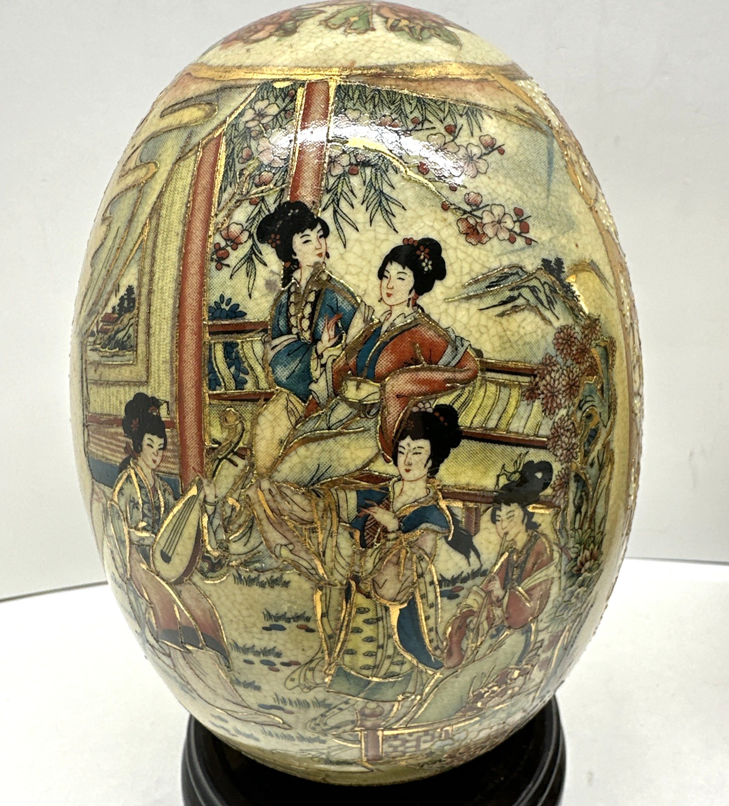 Chinese Decor Satsuma Hand Painted Porcelain Egg Geisha Wood Base 6” Gold Gild 2