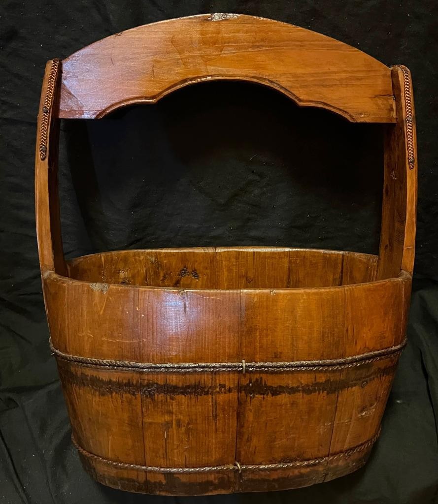 Vintage Old Antique Chinese Asian Art Wood Water Bucket Wooden Handle China Oval