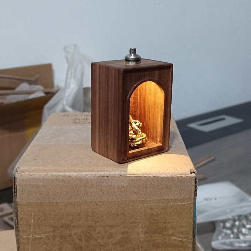 Mini Walnut Wood Shrine 5.8x4x3cm for 2.5-4.5cm Buddha Statues