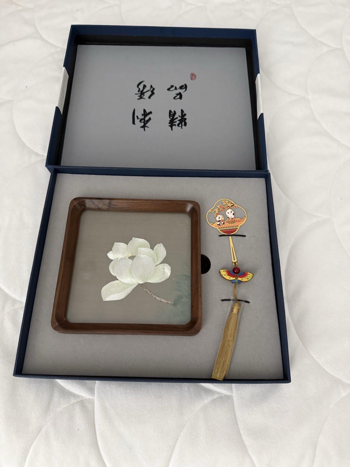 Chinese Gift Set With Framed Silk Embroidery And Tassel Ornament