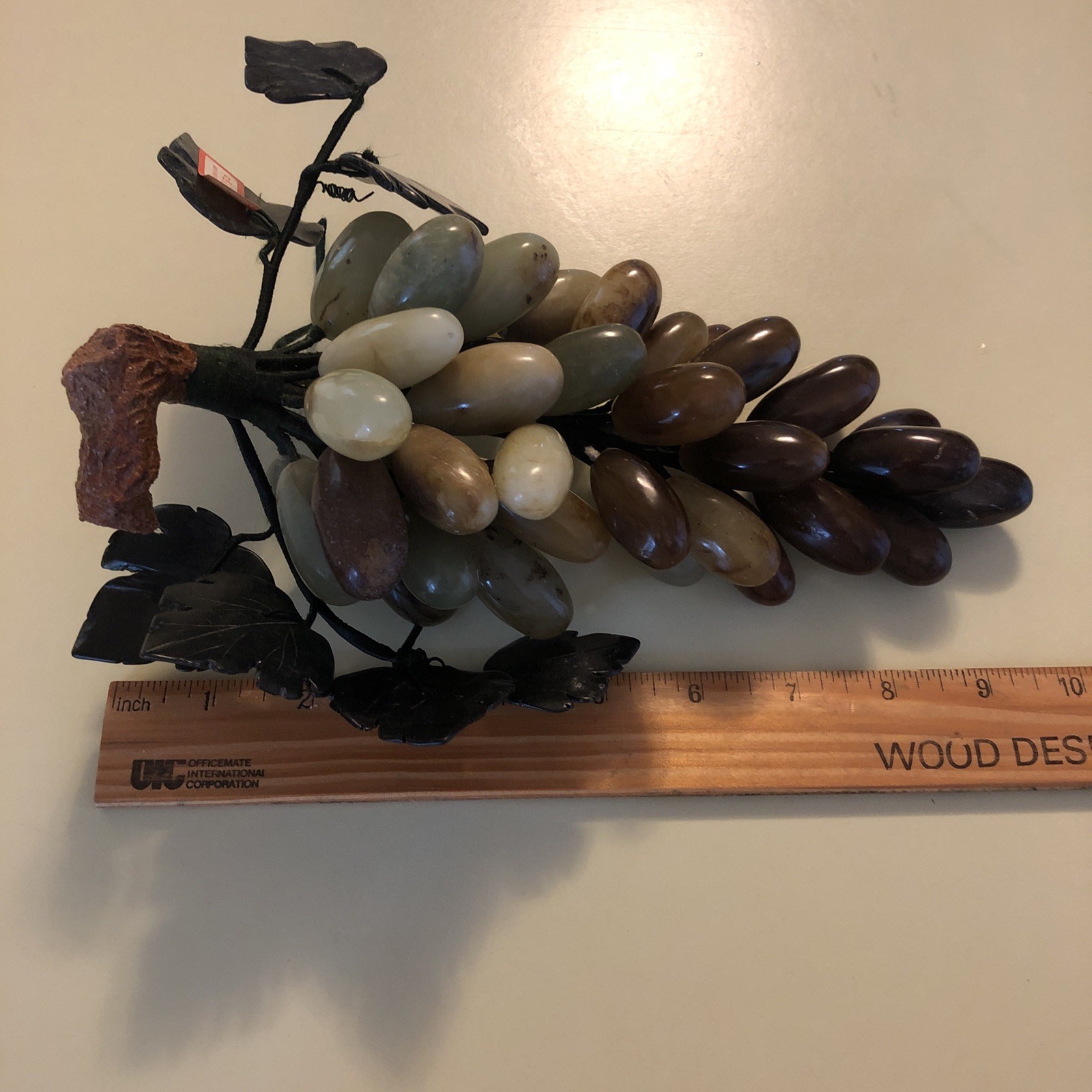 Beautiful vintage large￼ jade grape cluster 8” x 5” Colorful ￼