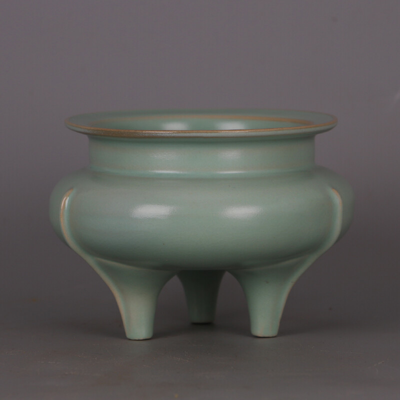 5.9″ Good Chinese Song Porcelain Ru Kiln Green Glaze Three Foot Incense Burner