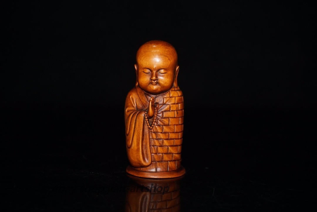2.8″ Collect China Box-wood Carving Buddhism Monk Reciting Scriptures Statue