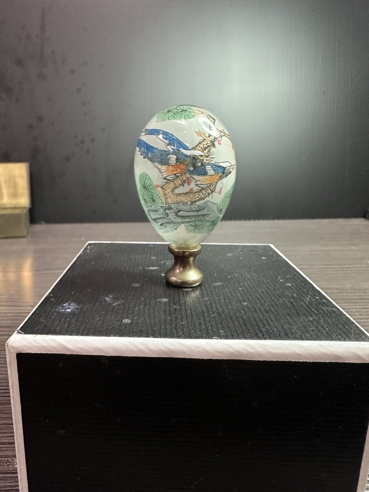 Vintage Chinese Hand Painted inside Out Bird & Flowers Blown Glass Lamp Finial