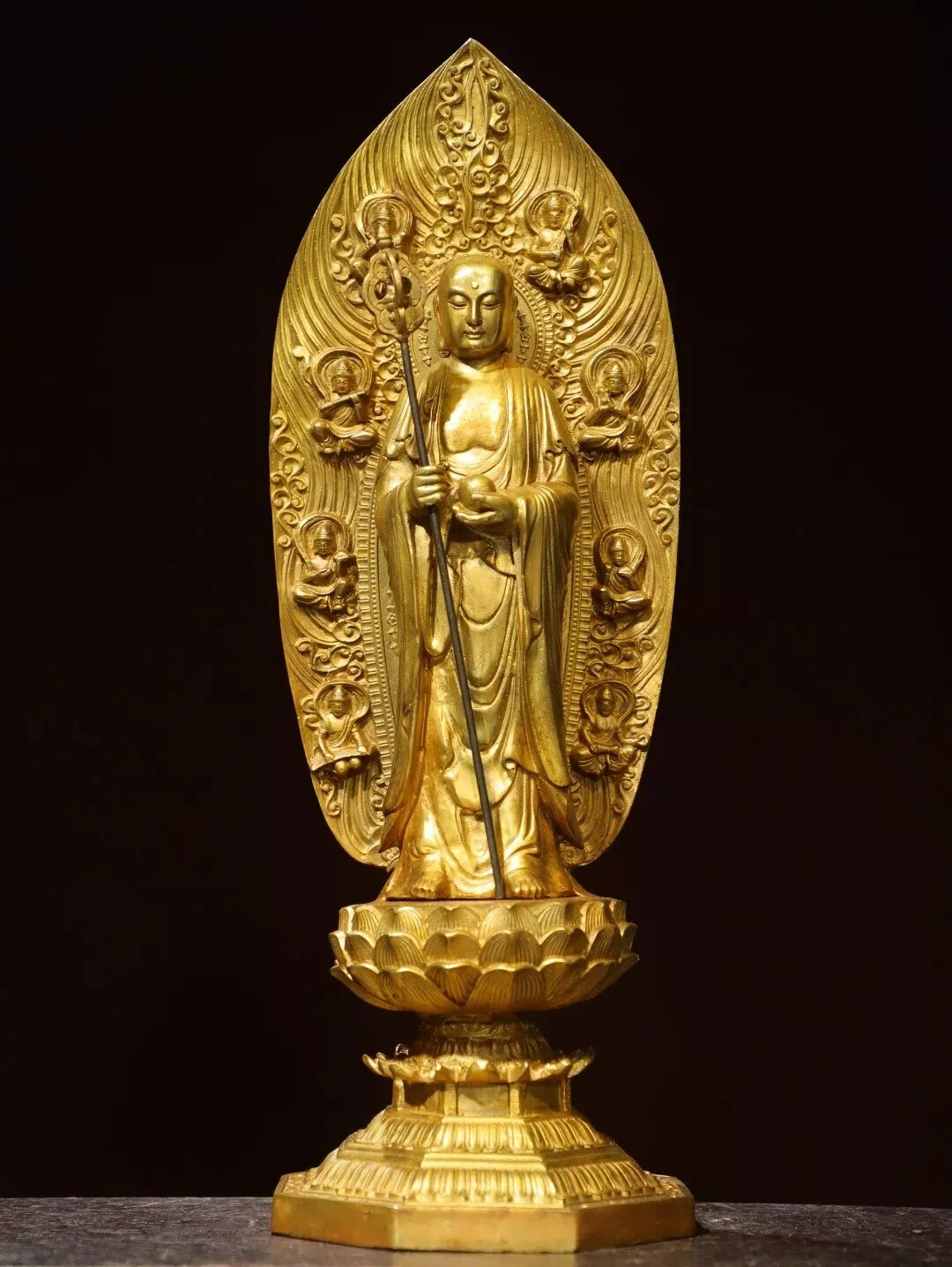Fengshui old chinese copper Bronze gilded Buddha statue of the King of Tibet