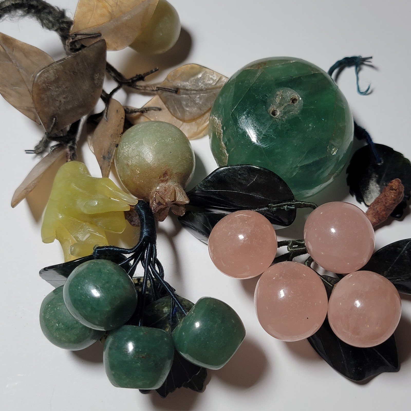 LOT Vintage MCM Jade Rose Quartz Grapes Apple Pear Plum Green Pink Brown leaves