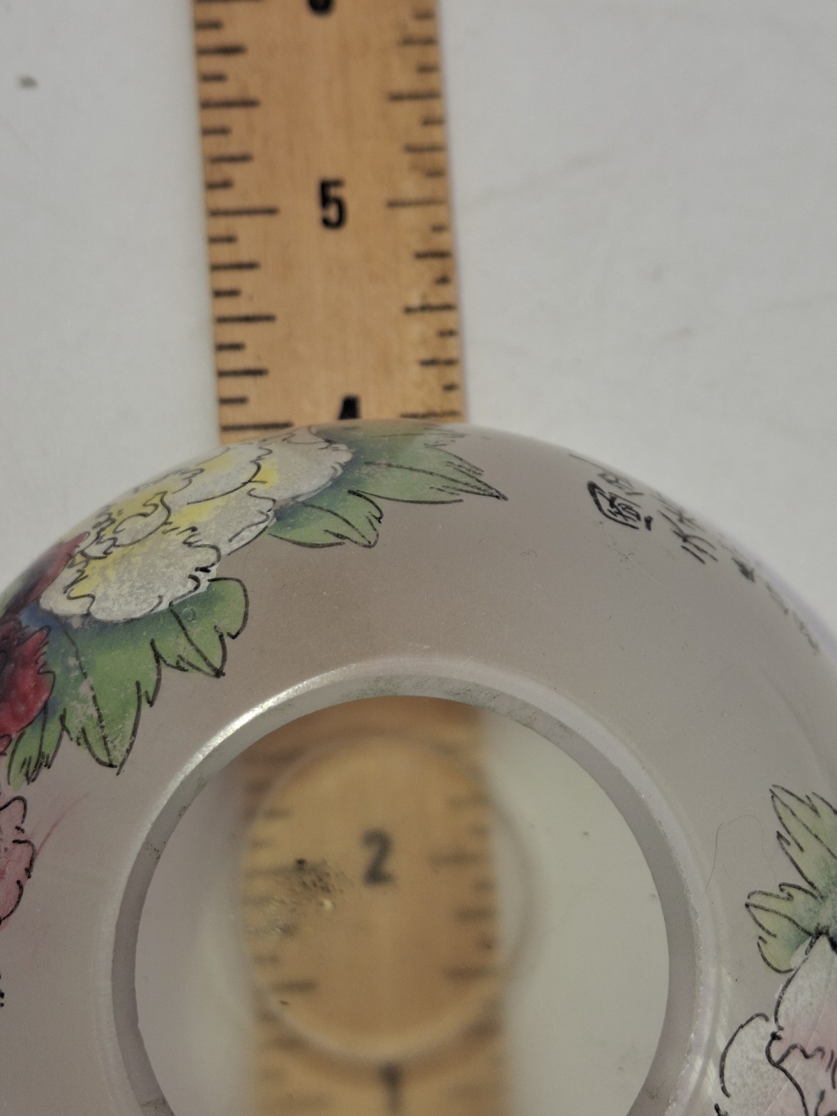 Vtg Reverse Painted Floral Garden Frosted Glass Snuff Bottle w Lid