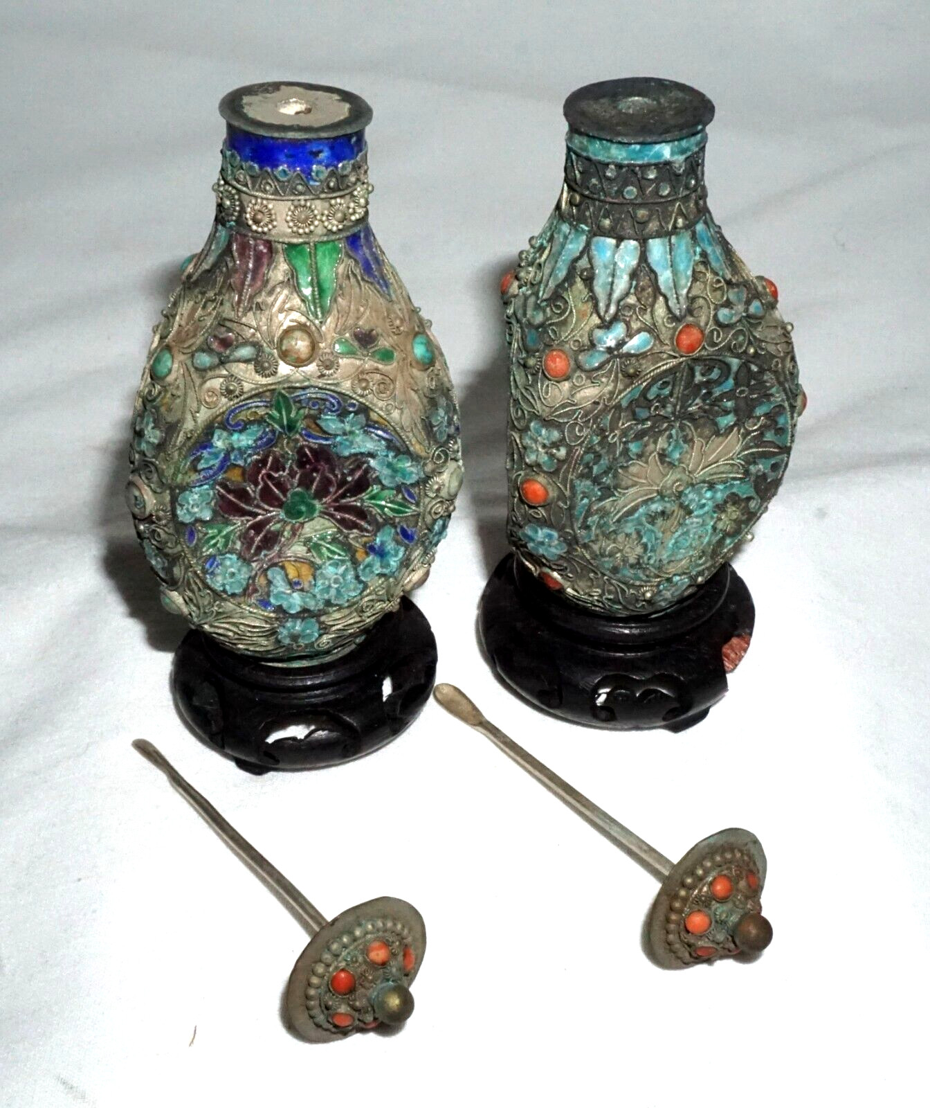 2Pc Chinese Silver & Enamel Coral & Turquoise Floral Snuff Bottles (LLA) IC