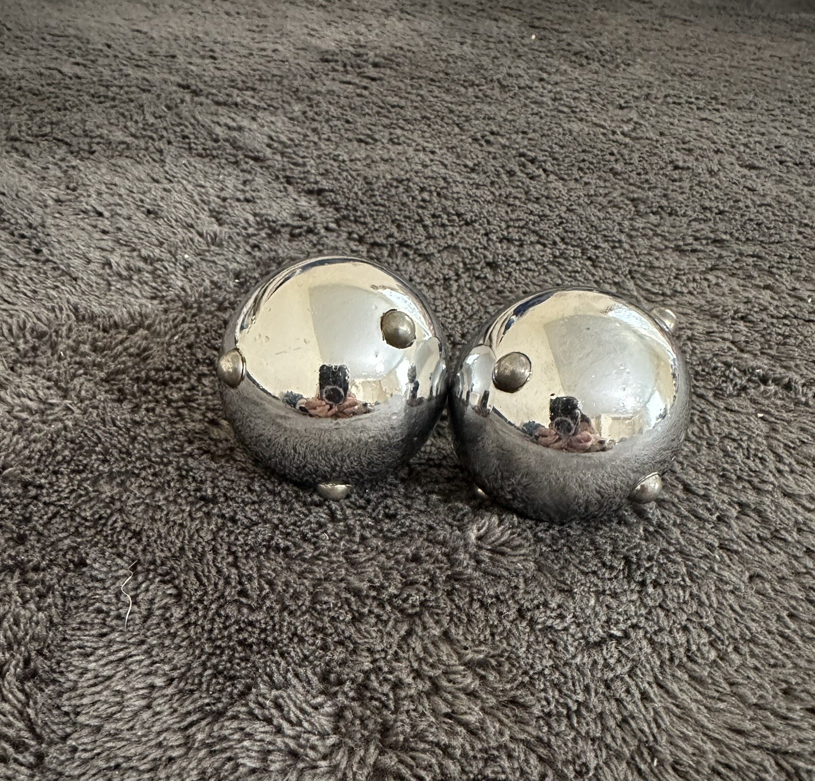 Chinese Health Balls – Yin Yang – Silver Metal Balls Used No Box