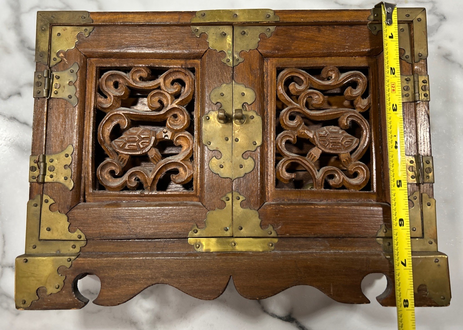 VTG CHINESE ASIAN WOOD & BRASS JEWELRY BOX CHEST 2 TURTLE WOOD DOORS & 6 DRAWERS