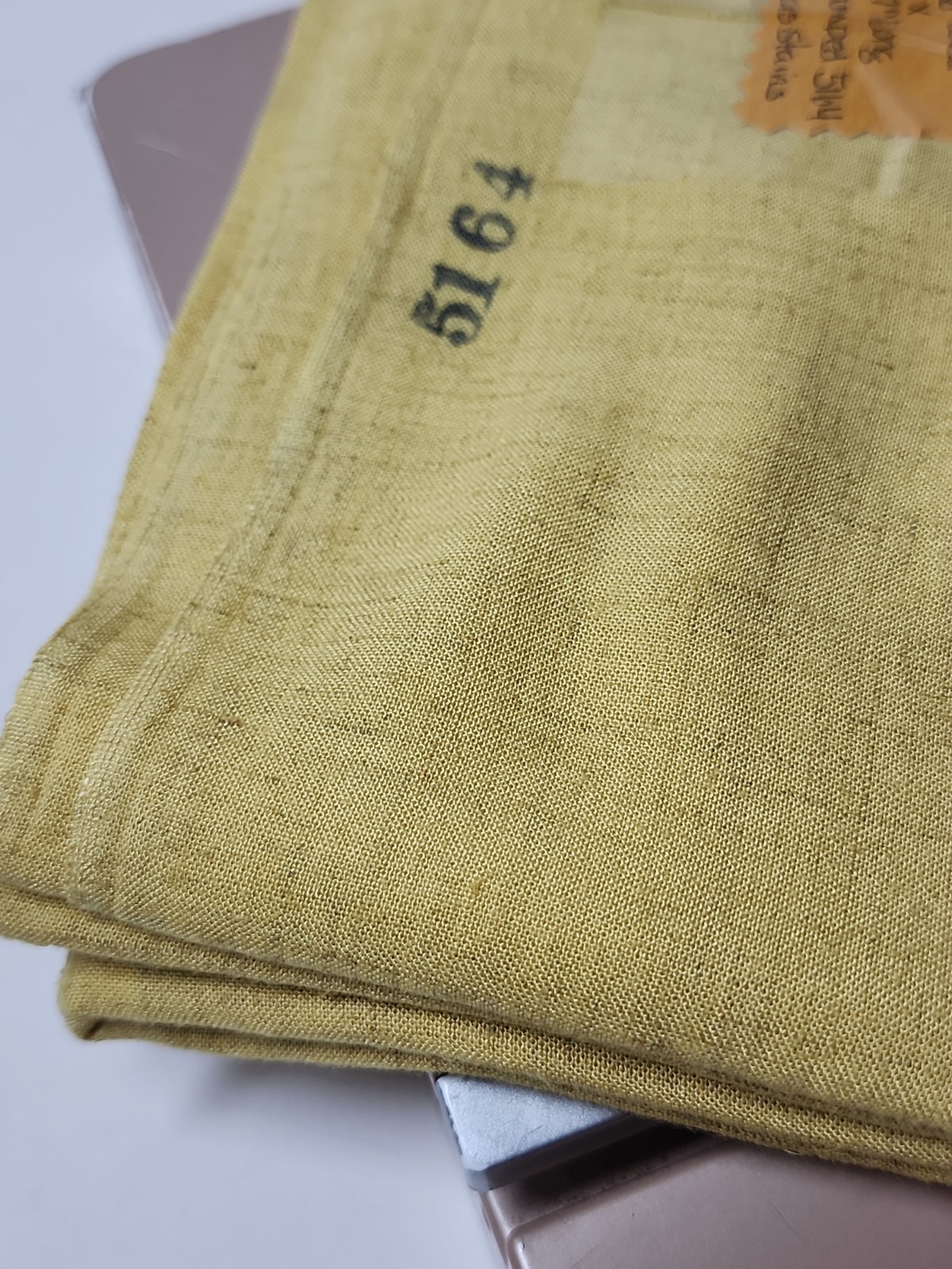 Light Yellow Linen Fabric Sewing Craft Quilting Clothing Fabric 36″ X 1yd Vtg