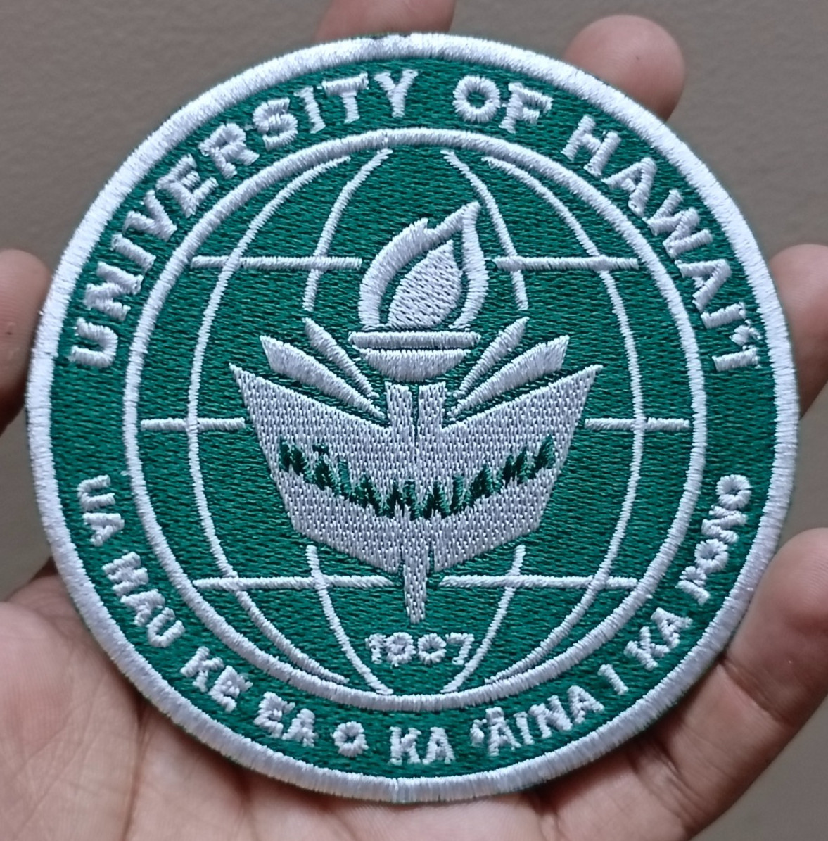 University Of Hawaii UH Logo Iron On Patch-Sew Patch-Embroidered Patch 3.9″x3.9″