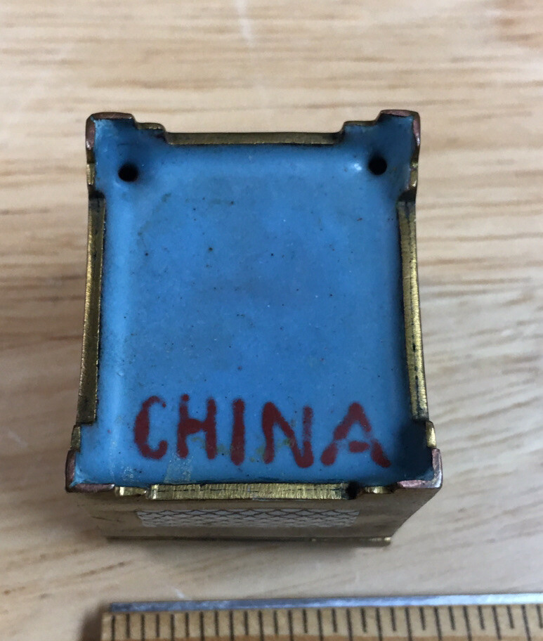 Vintage 1900s Marked China Cloisonné pill box