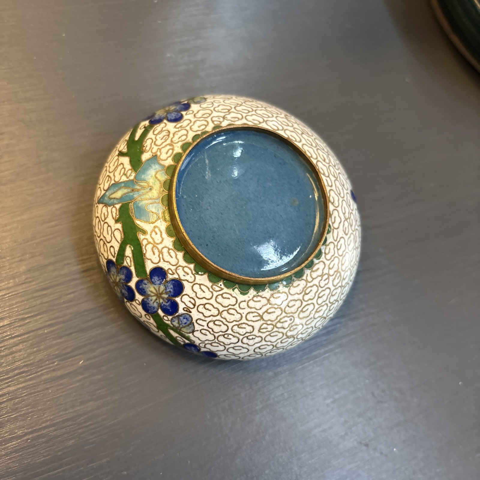 Chinese Asian Floral Cloisonné Enamel Brass Ashtray Blue Green Gold Vintage