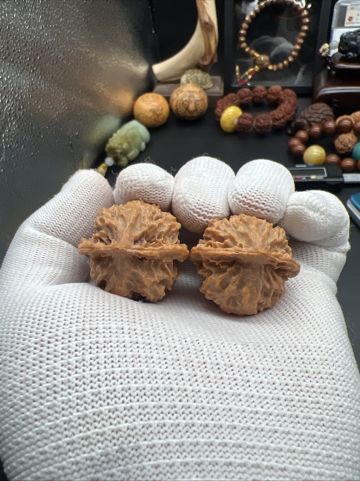 Pair of Match Chinese Health Small Walnut Collection精配文玩核桃🐉龙脊纹秋子小手捻