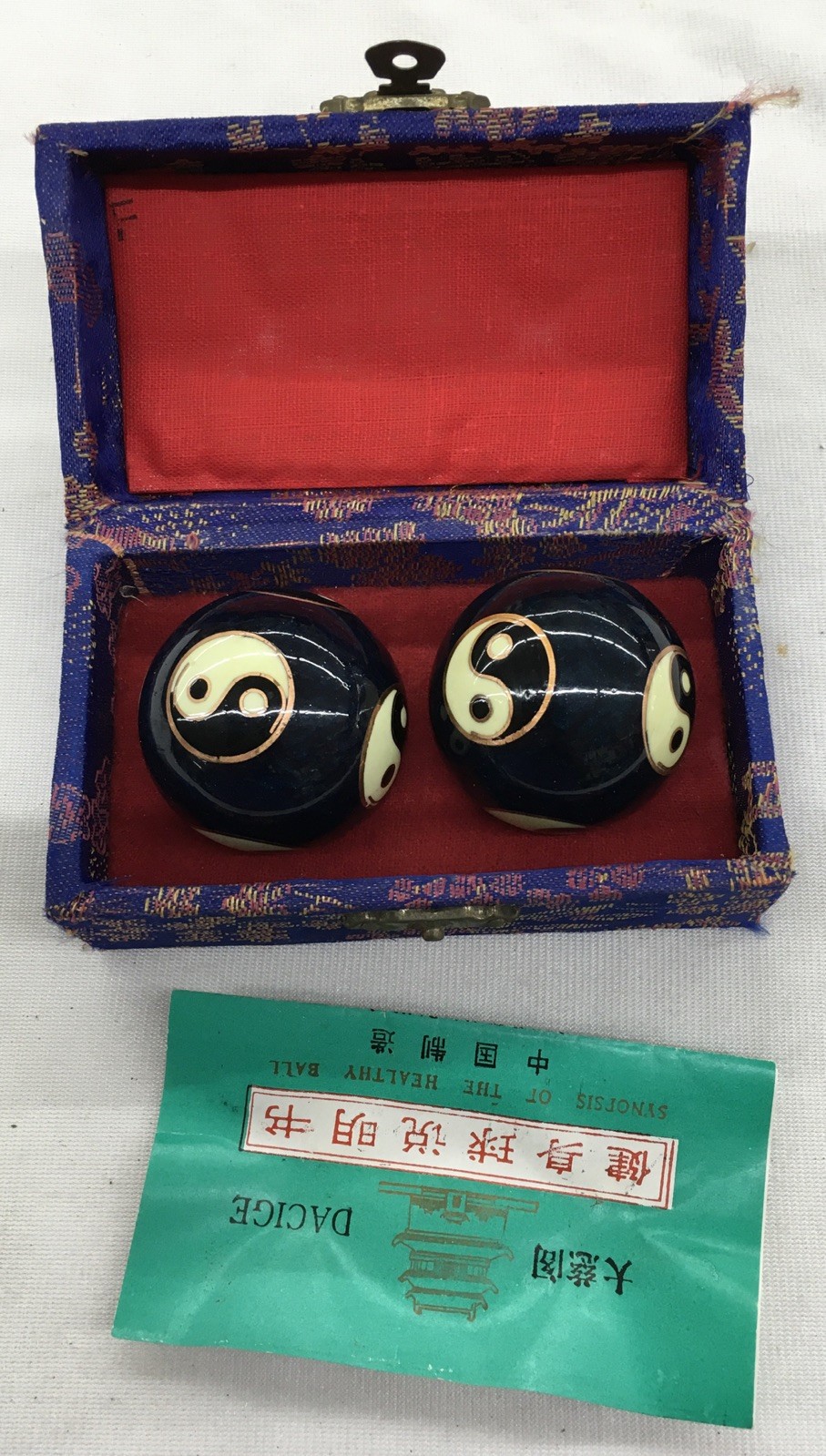 Vintage Chinese Baoding Iron Meditation Balls Dragon Health Stress Relief