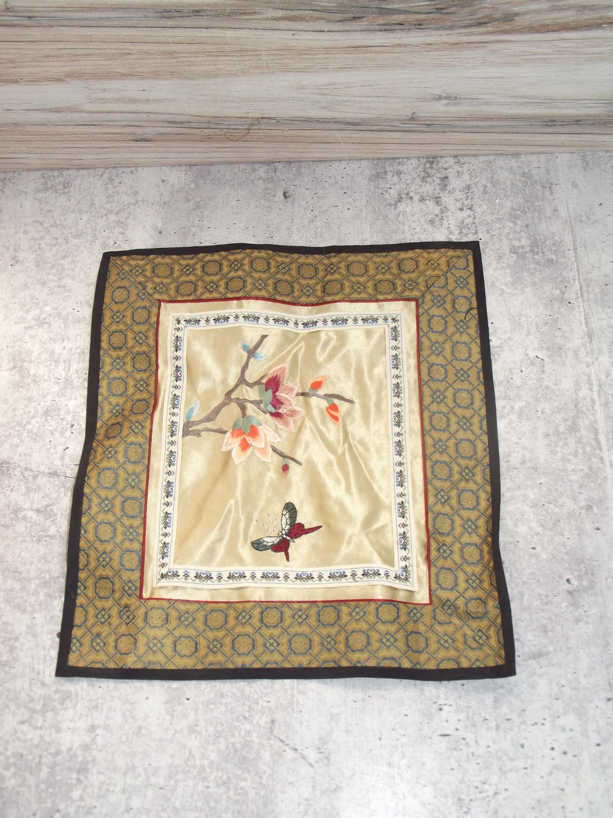 Vtg Panel Front Butterfly Flowers Chinese Silk Hand Embroidery 10″ Square B18