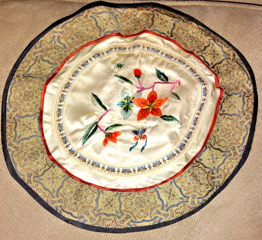 VINTAGE SILK SATIN EMBROIDERED DOILY BEIJING ESTATE 10 IN TAG ON BACK