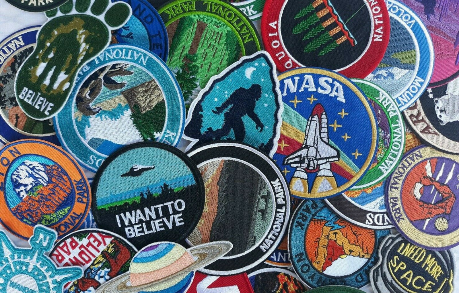 Yellowstone National Park~Montana~USA~Embroidered Patch~3″ Round~Iron or Sew On