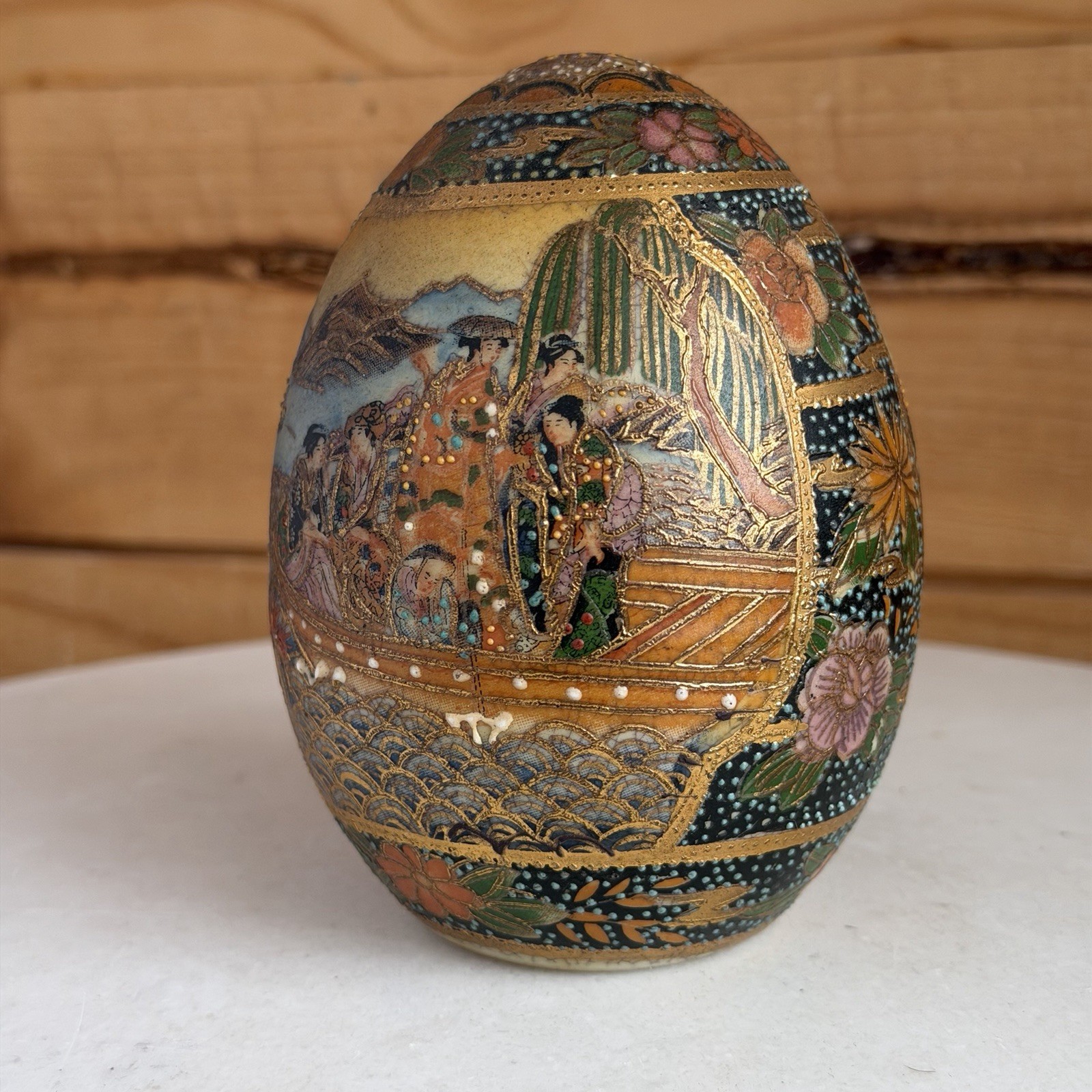 Vintage Hand Painted Satsuma Porcelain Egg Geisha Girl Flowers Boat Motif 4.5 in