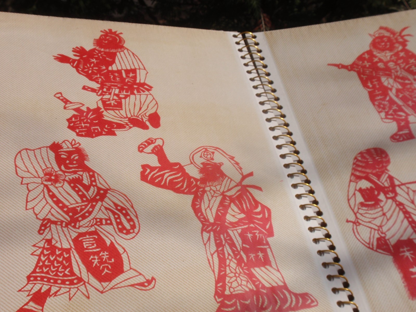 LOT OF 54 BEAUTIFUL CHINESE FIGURES RICE PAPER CUT OUTS WARRIORS FOLK ART