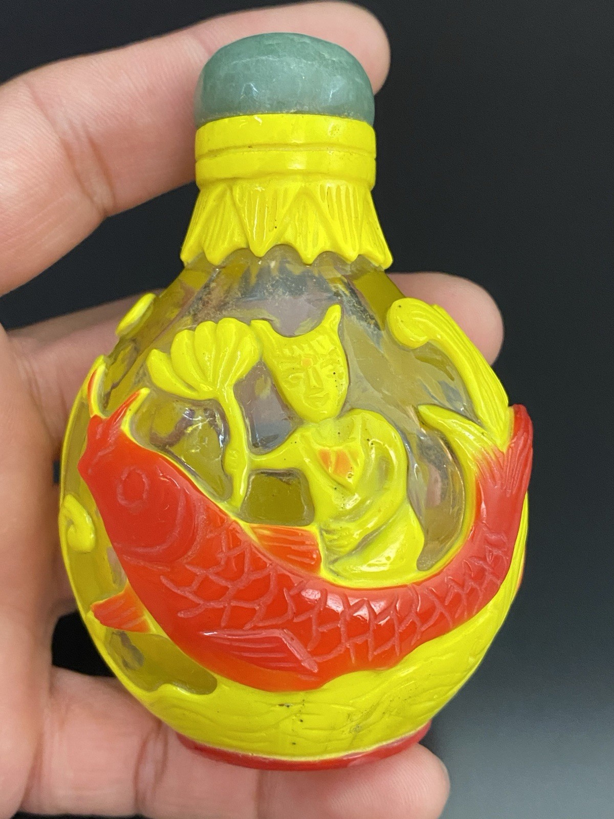 Antique Chinese Peking Glass Yellow Overlay Snuff Bottle Jade Top Koi Fish Motif
