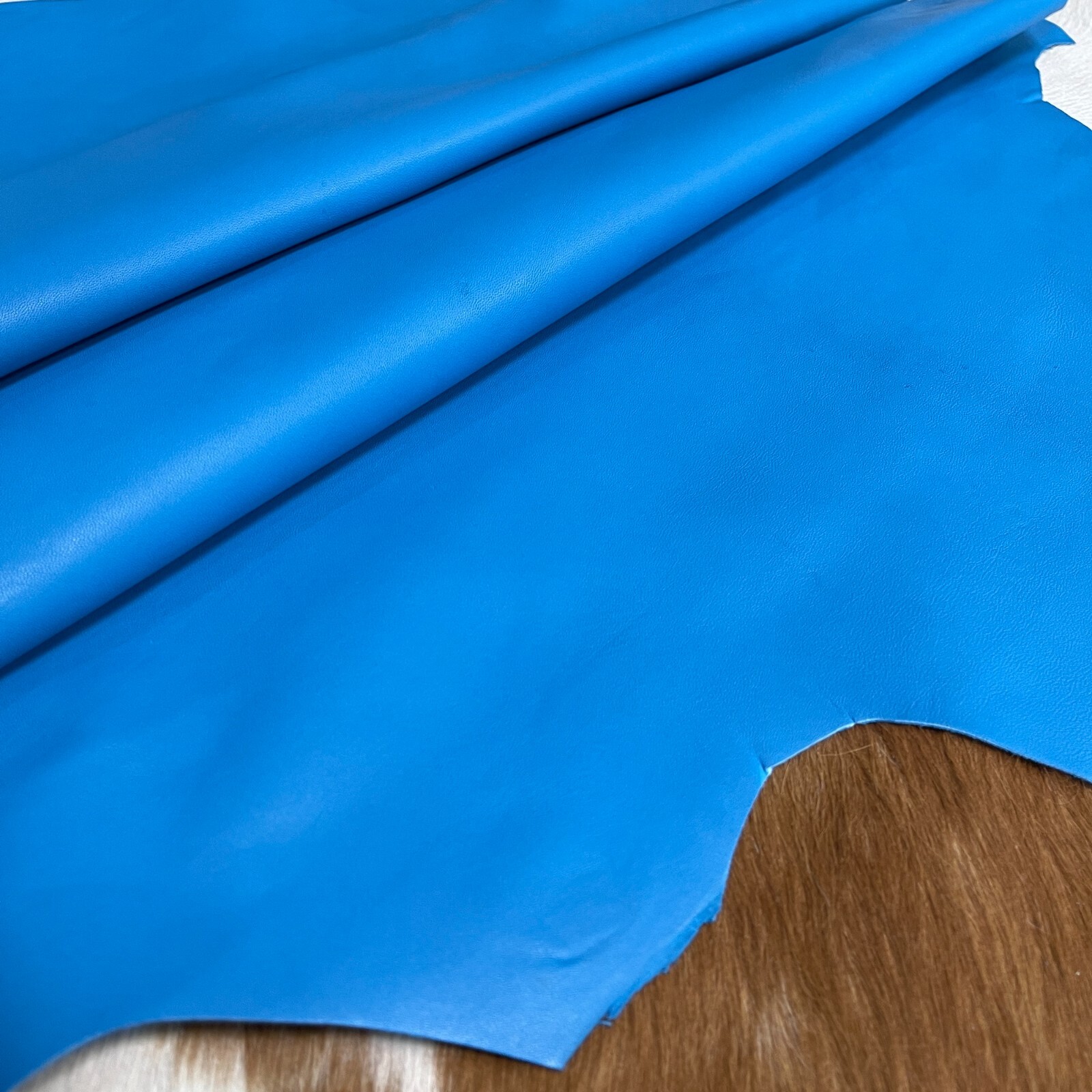 Avetco Economy Lamb Sheep Nappa Soft Leather hide skin 2 oz Aqua. BLUE