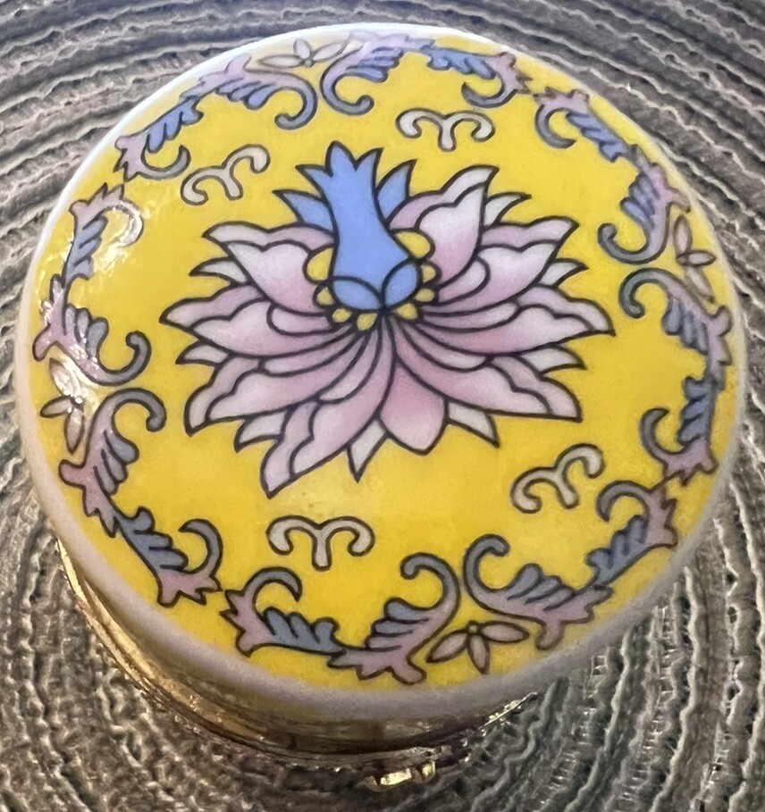 Vintage Ceramic Toothpick Holder YELLOW, FUNCTIONAL & UNIQUE/Toothpicks Included