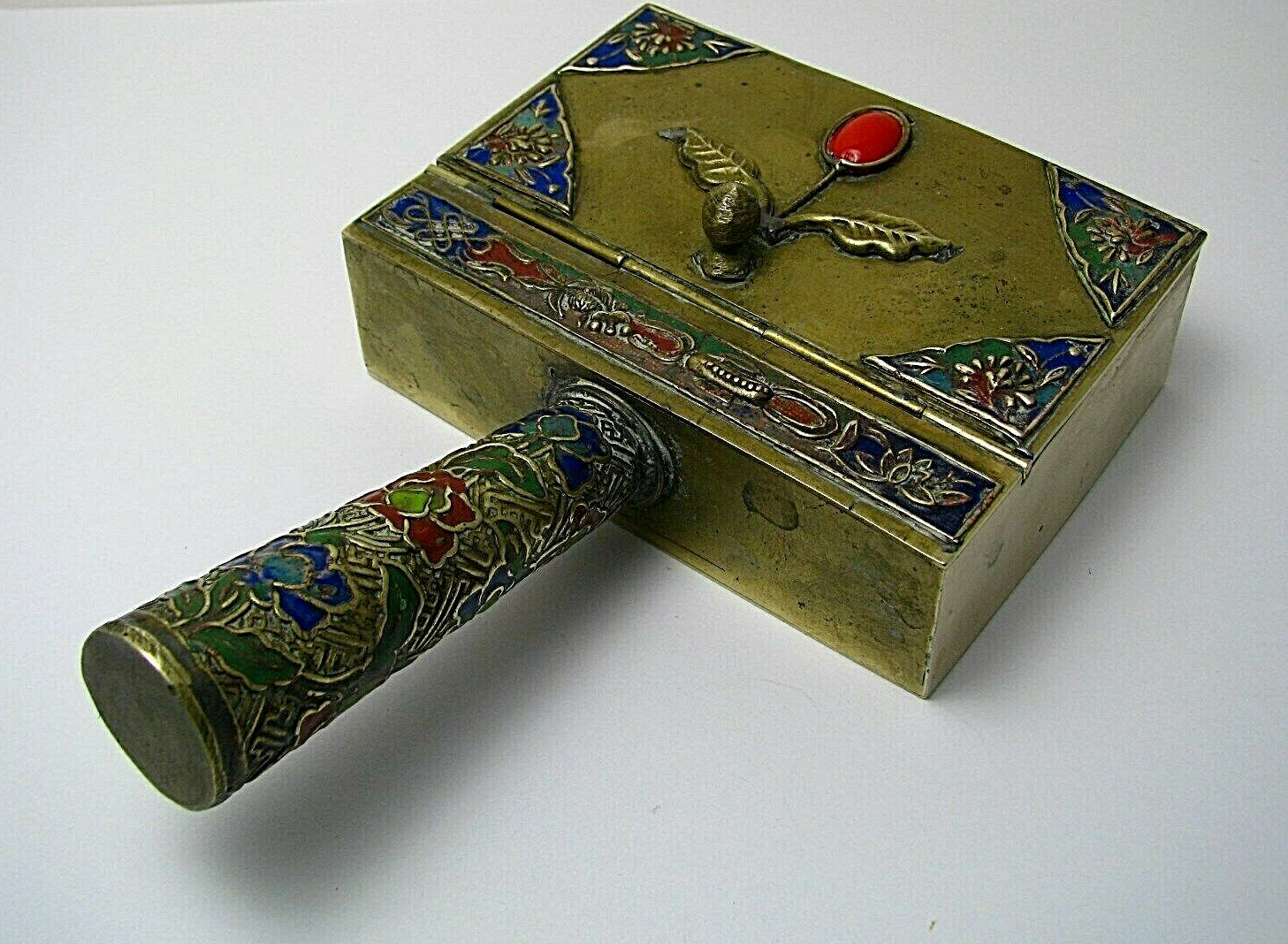 CLOISONNE ENAMEL BRASS TRAY ASHTRAY BOX SILENT BUTLER w/ CORAL Asia China c1900s