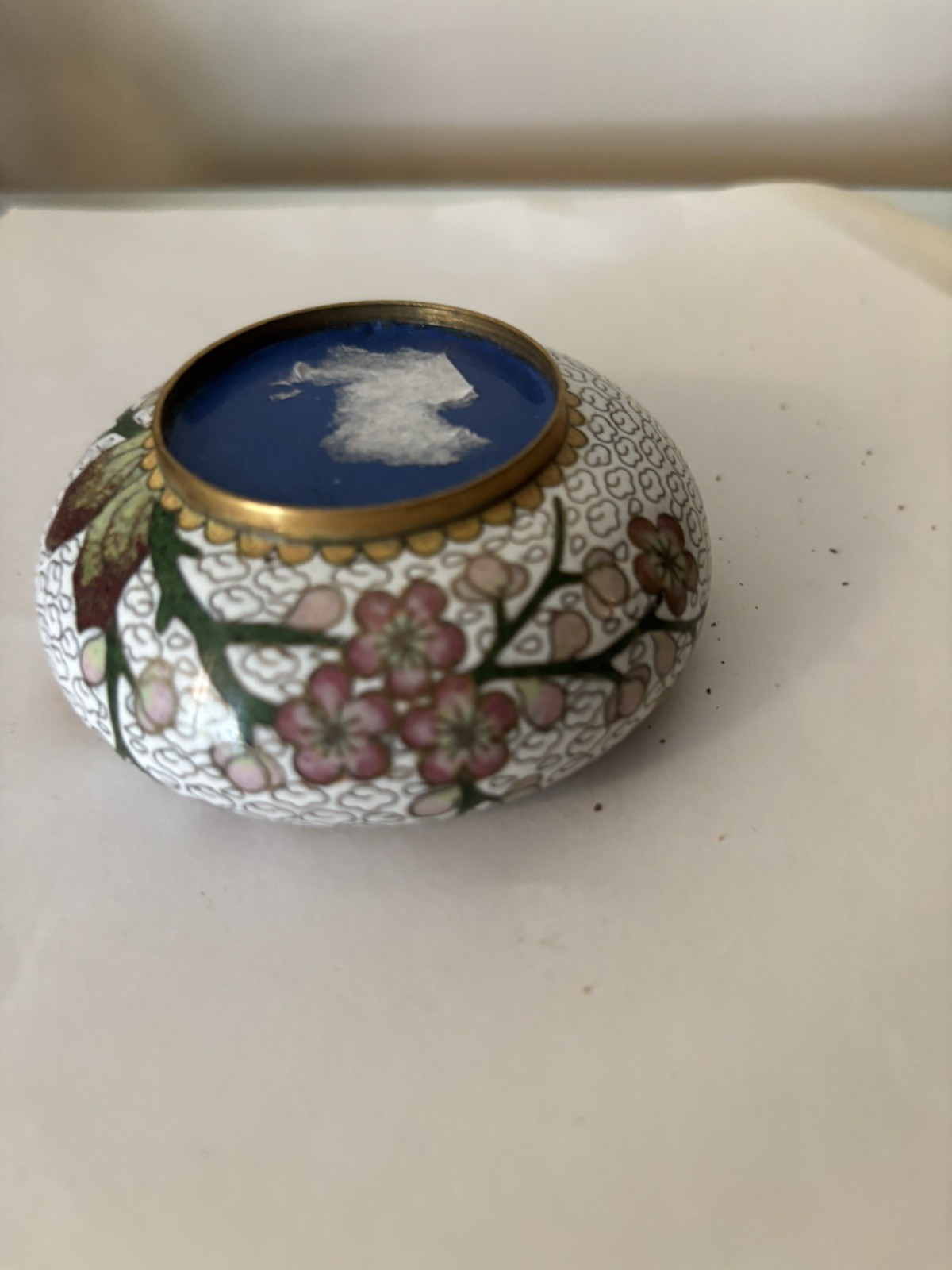Elegant PinkFloral Asian Cloisonné Enamel Gold Trim Bowl Brass