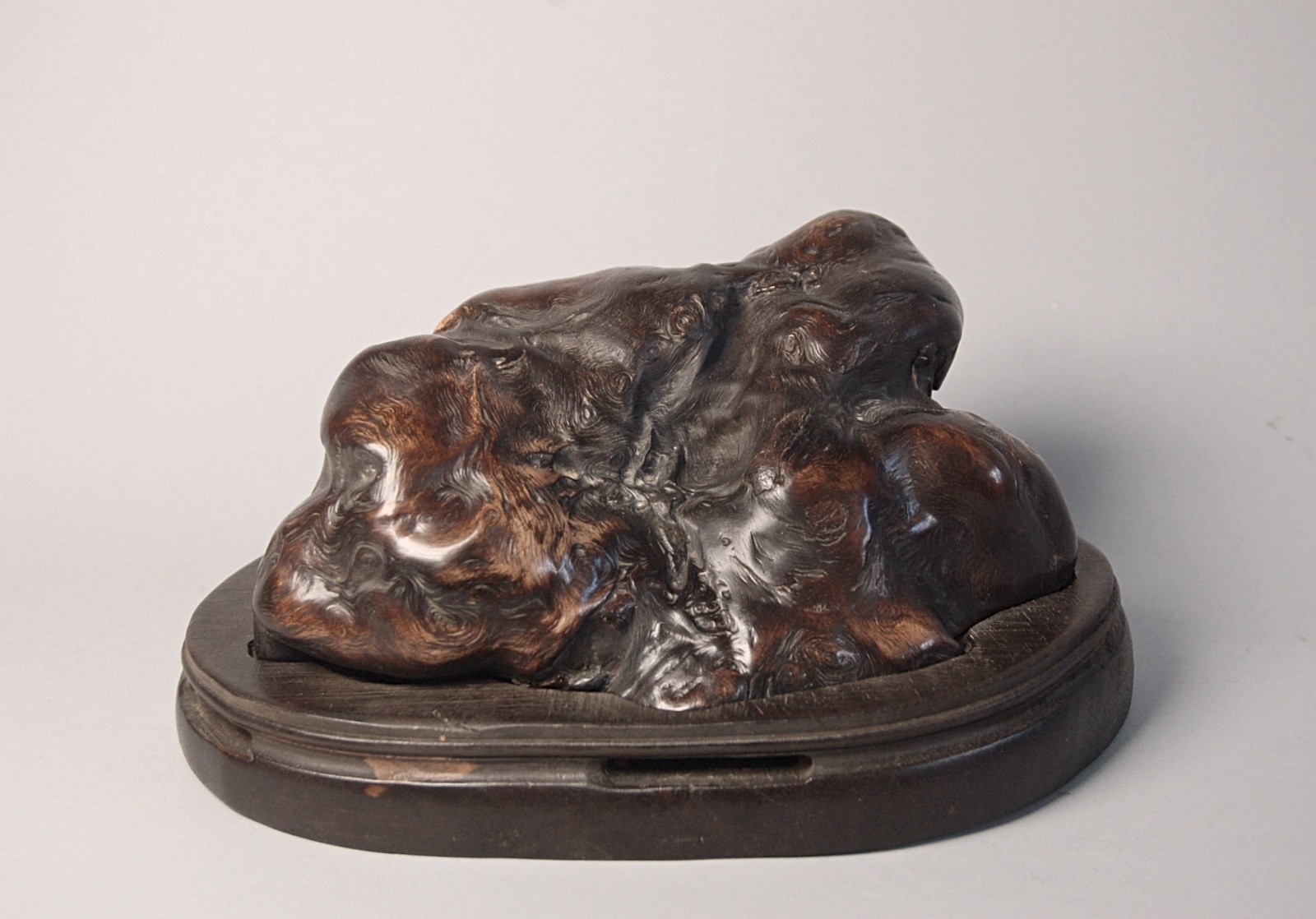 Burlwood domed incense burner, China/Asia