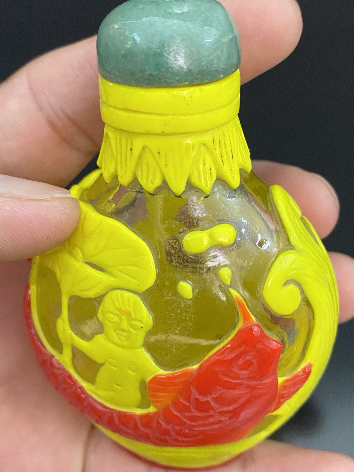 Antique Chinese Peking Glass Yellow Overlay Snuff Bottle Jade Top Koi Fish Motif