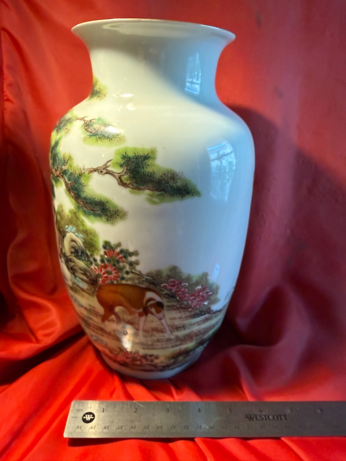 12 inches Chinese Vase Collectible
