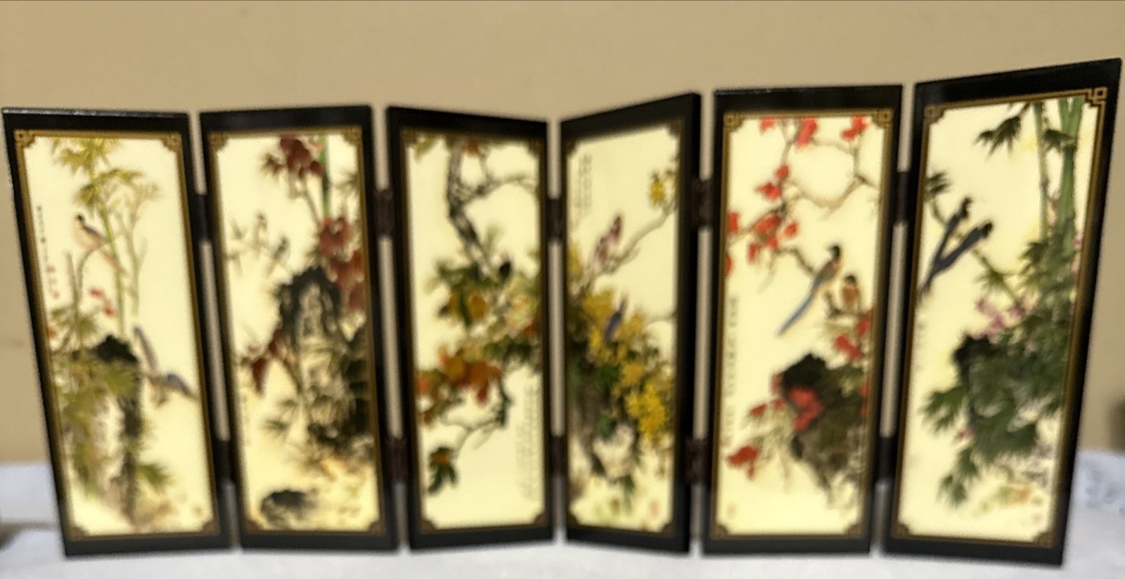 Mini Chinese Folding Screen Birds and Flowers Table Top 6 Panel