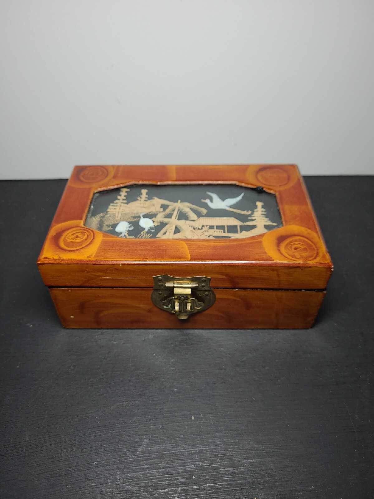 Chinese Trinket box Cork and Crane in lid window