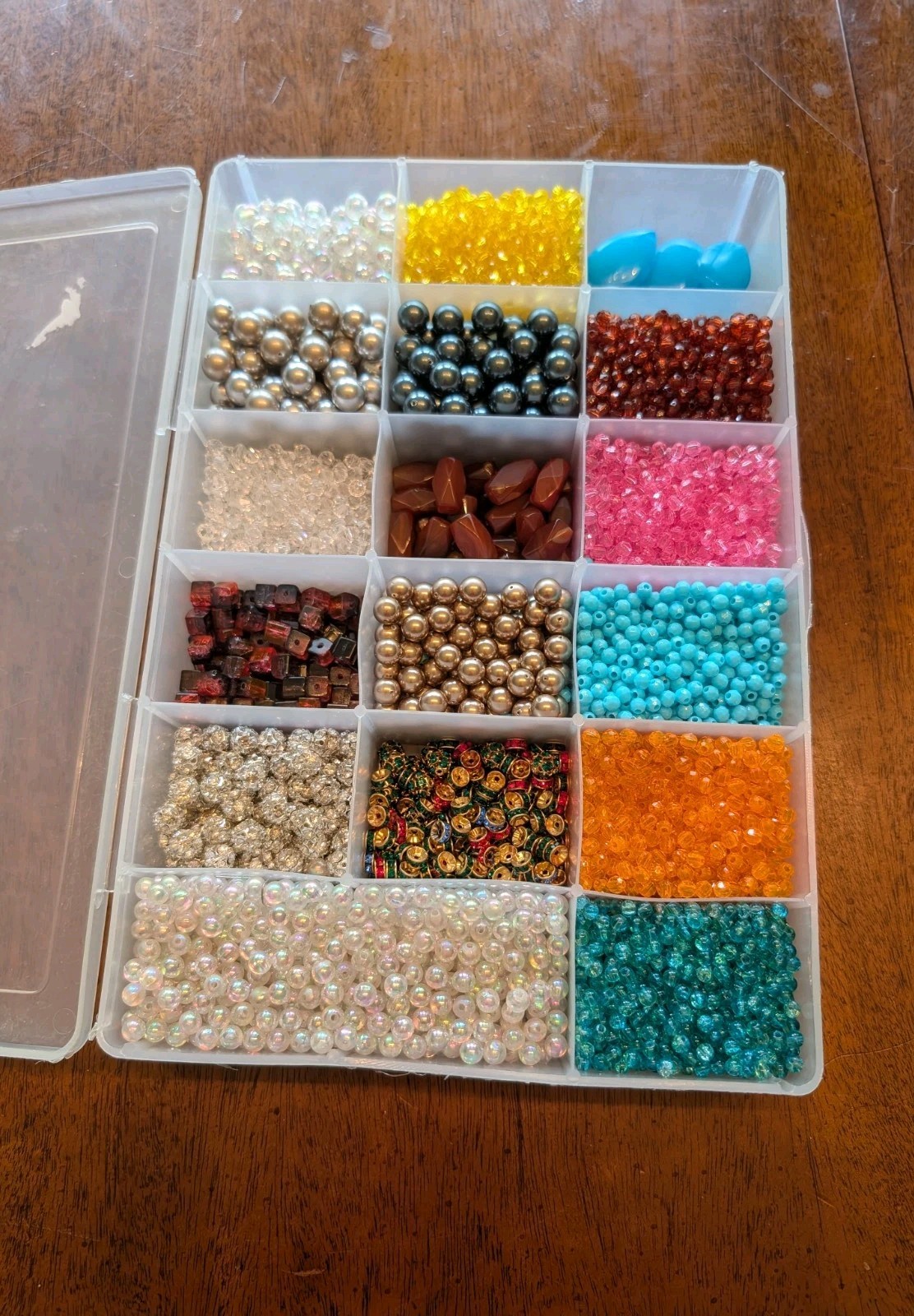Sm/Med Czech, Art, Glass/Other Bead Lot w Organizer 3+ Pounds RBLMX