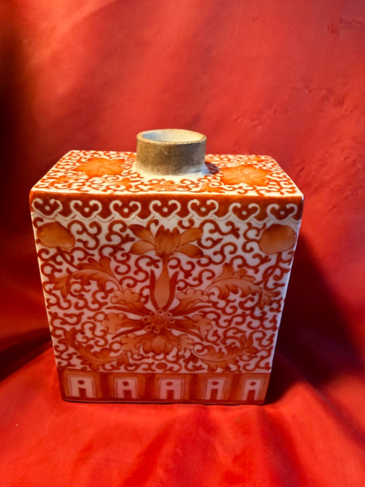 Chinese Old Porcelain Vase