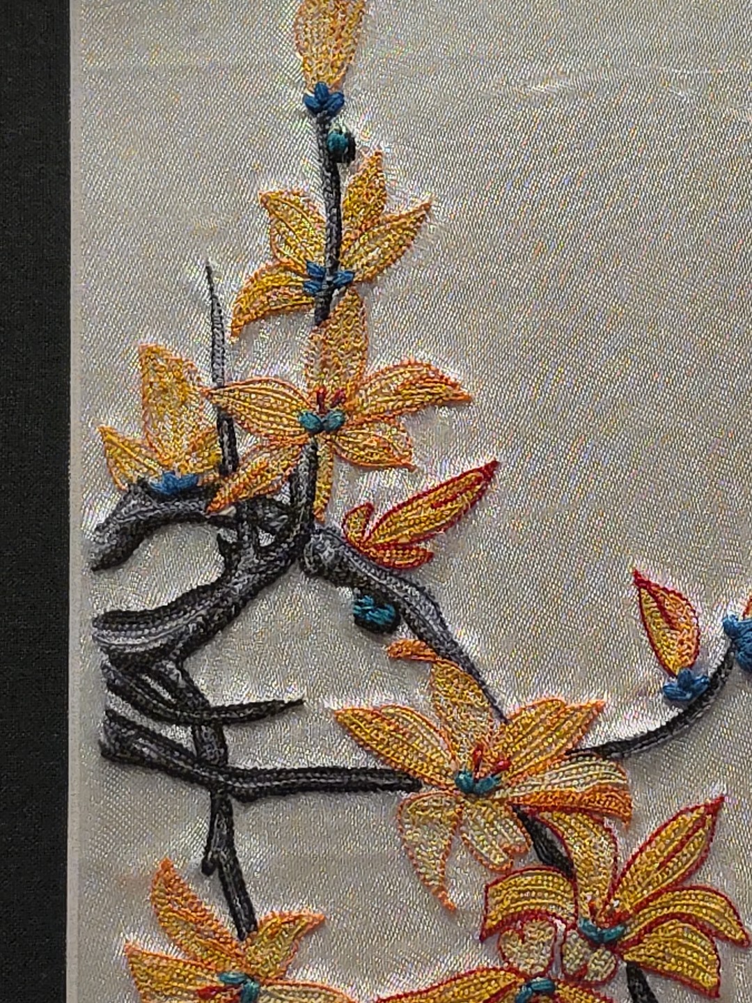 VTG Asian Chinese Silk Embroided Bird on Blossom Branch Framed Art 11.5″x 14.5″